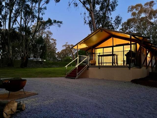 Deniliquin Resort | McLean Beach Holiday Park