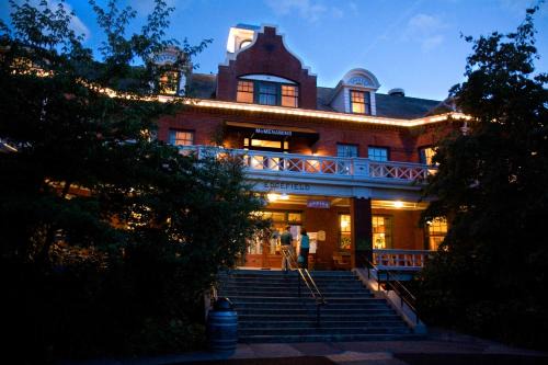 Troutdale Resort | McMenamins Edgefield