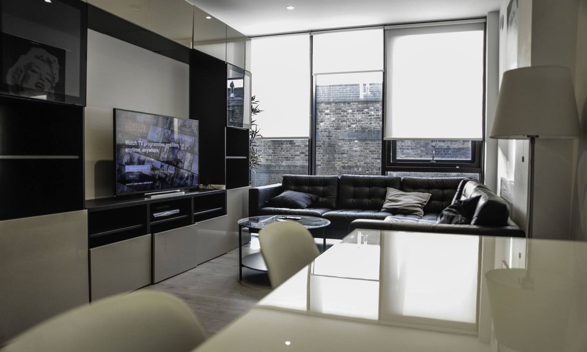 Stratford Apartment | MD Luxury Apartment