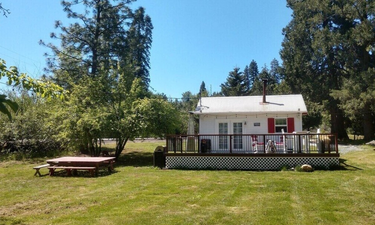 Apple Hill Cabin | Meadow Creek Cabin - Camino, CA