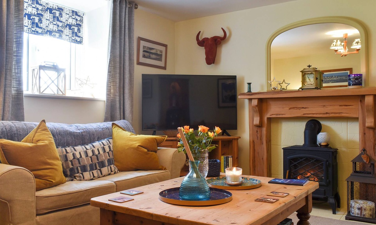 Pickering Cottage | Meadow View Cottage - UK33302