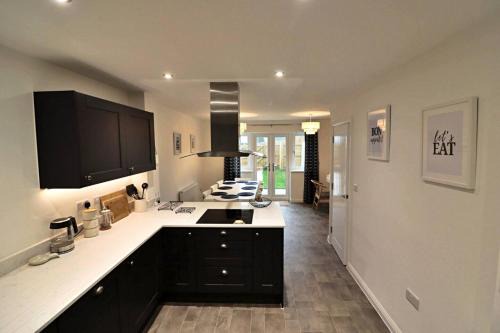 Exeter House | Meadow View, Elm Park