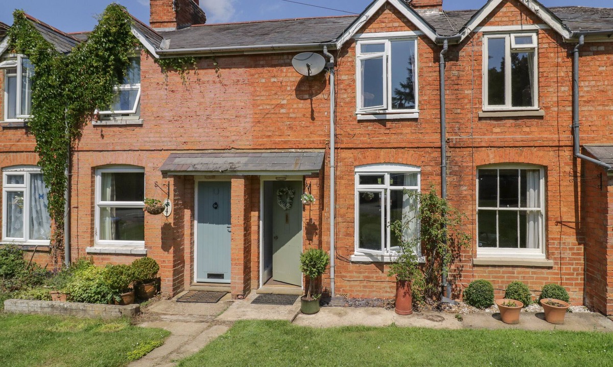 Banbury Cottage | Meadow View