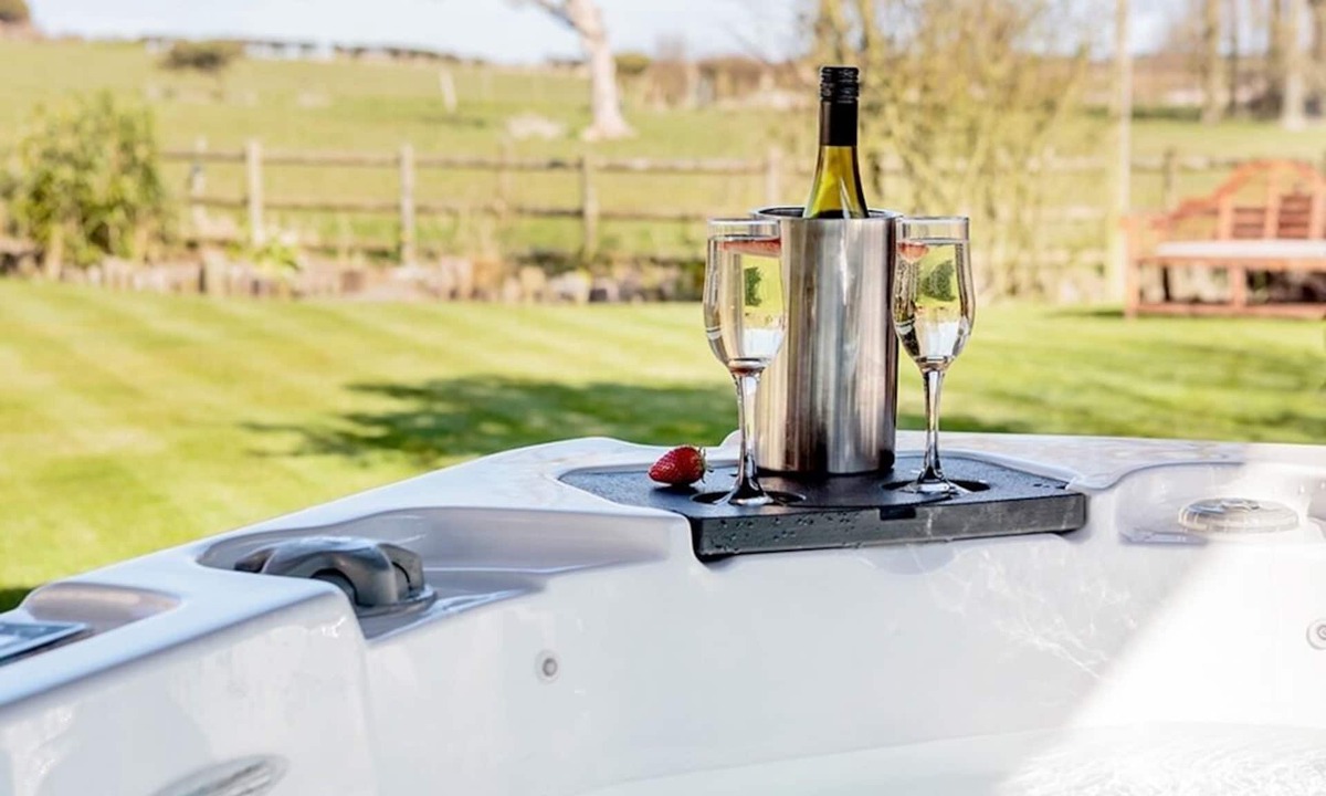 Wighton House | Meadow View Guest House