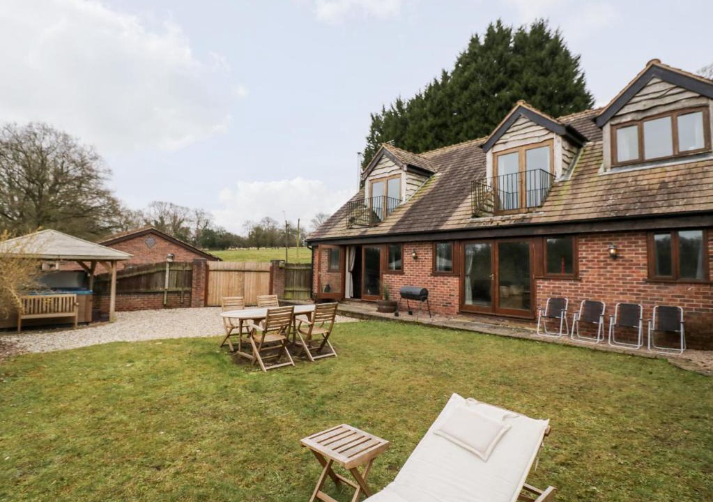 Shatterford House | Meadowfall at Shatterford Lakes