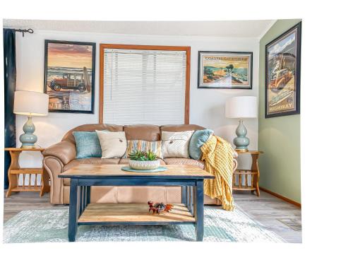 Klamath House | Meadowview