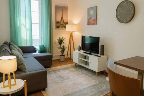 Meaux Apartment | MEAUX Centre Vue Cathédrale RDC Cosy