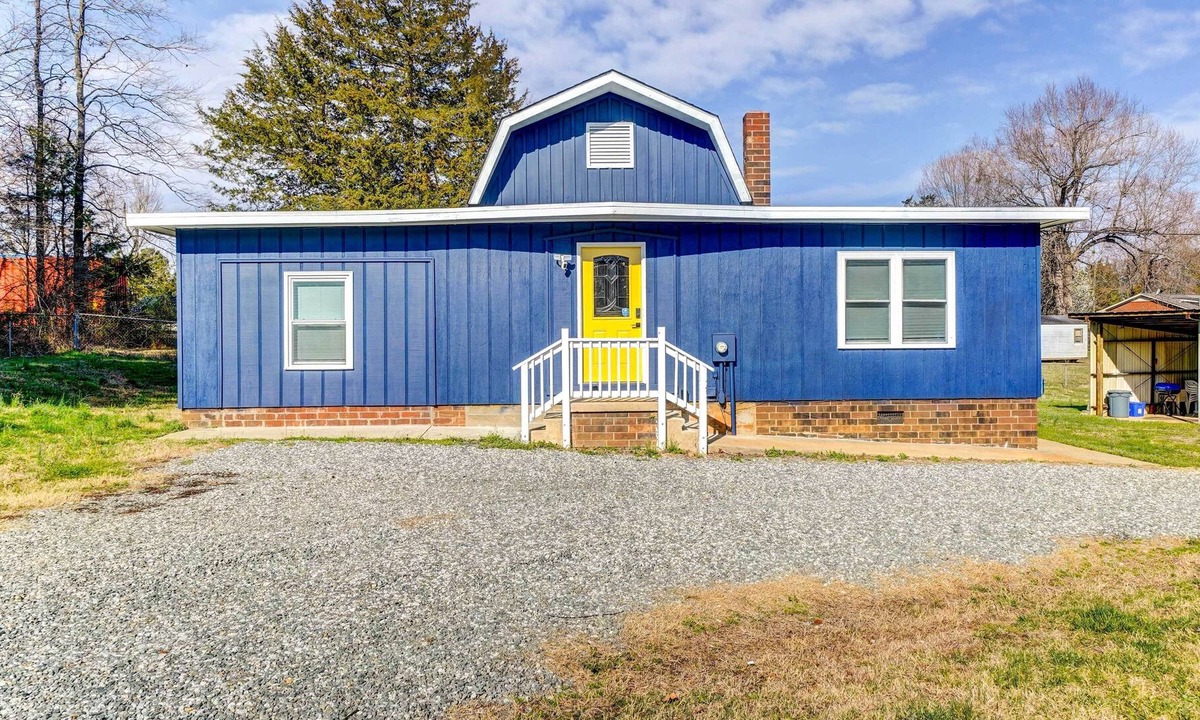 Mebane House | Mebane Vacation Rental w/ Fire Pit & Yard!