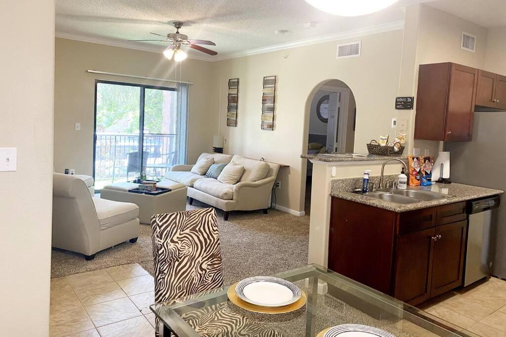 Astrodome Apartment | MED Center Miracle, 2mi to Metro, 3mi to Museum District