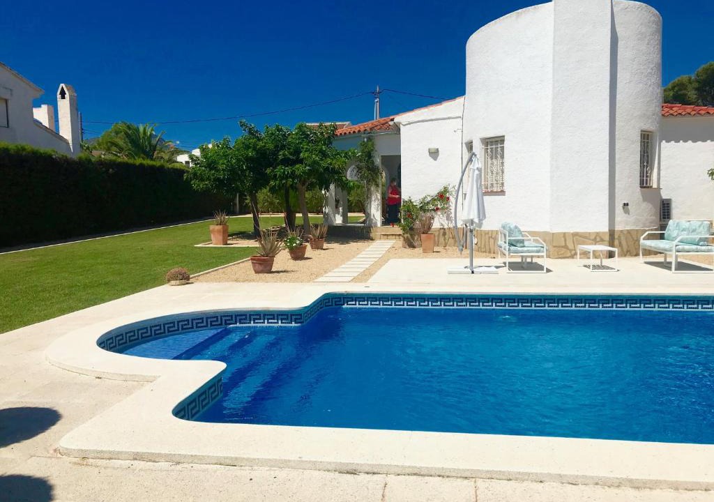 El Casalot Villa | MEDDAYS Villa Dreams
