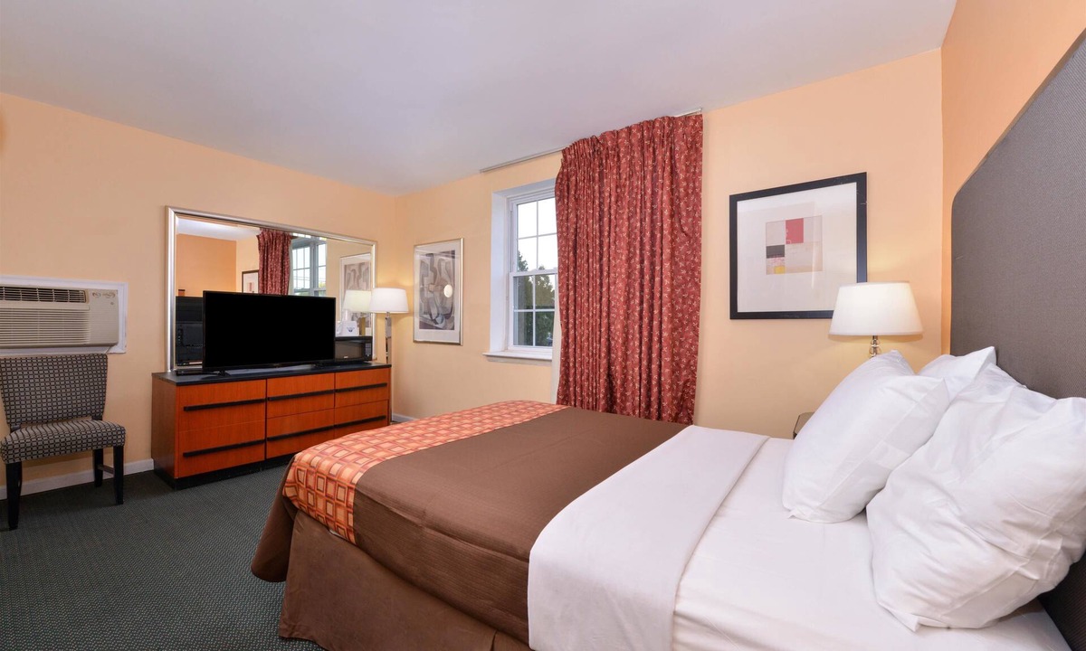 Moylan Hotel | Media Inn and Suites
