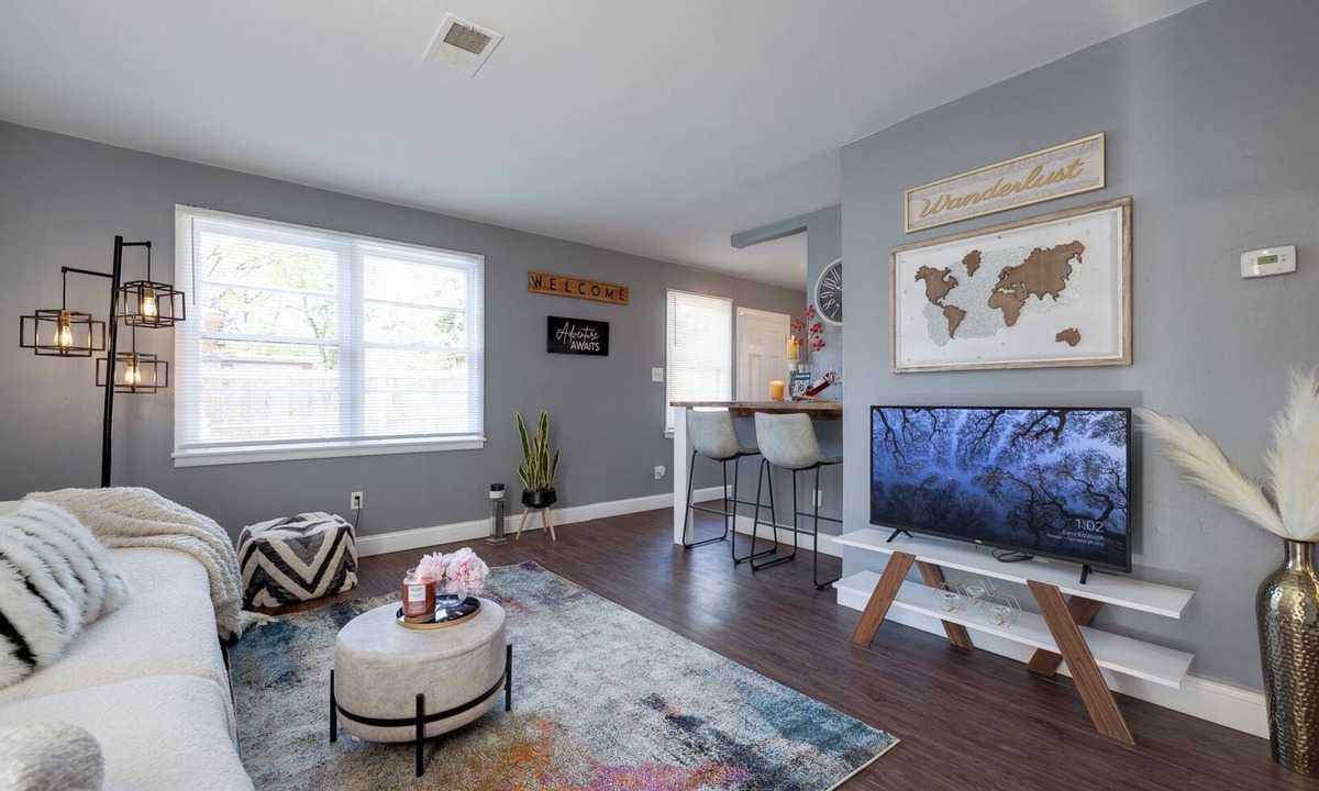 Crosstown Apartment | Medical District Oasis with ShellCrestCorp Apt 103