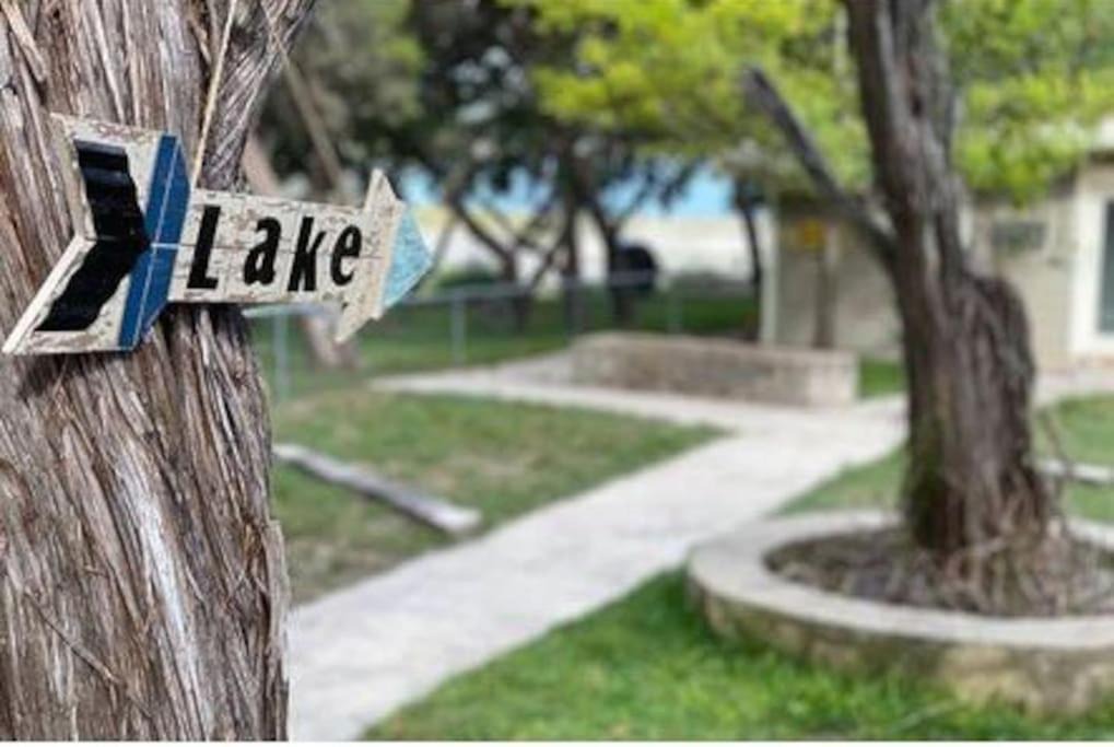 Lakehills House | Medina Lakefront Hideaway