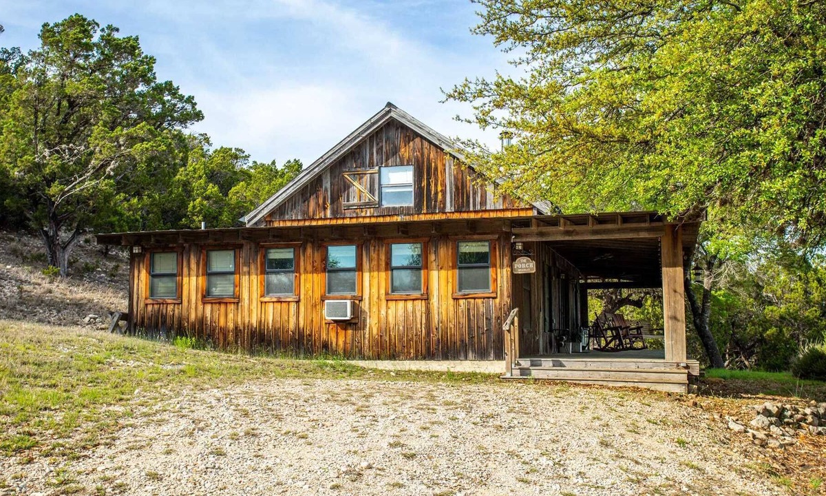 Medina House | Medina Mountain Retreat