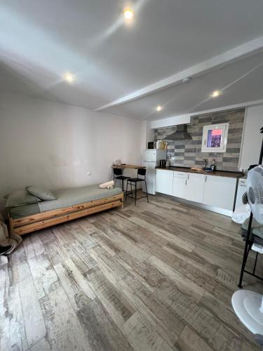 Old Town Apartment | Mediona II