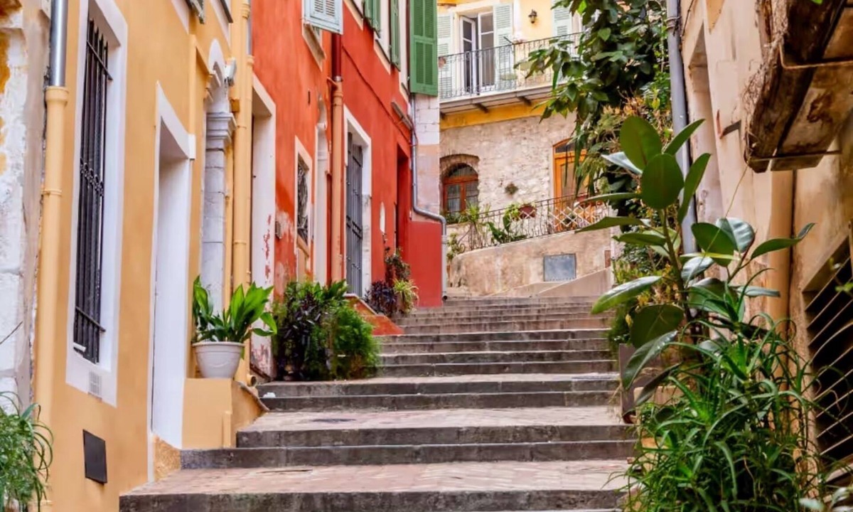 Villefranche-sur-Mer Apartment | Mediterranean Horizon
