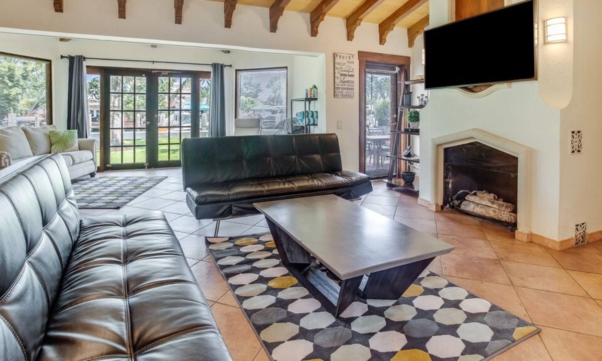 Hendricks and Venice Isles House | Mediterranean Villa in Fort Lauderdale - 5 Min from Beach!
