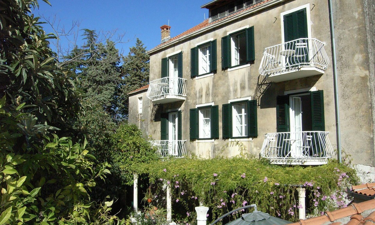 Trpanj Villa | Mediterranean villa with large garden