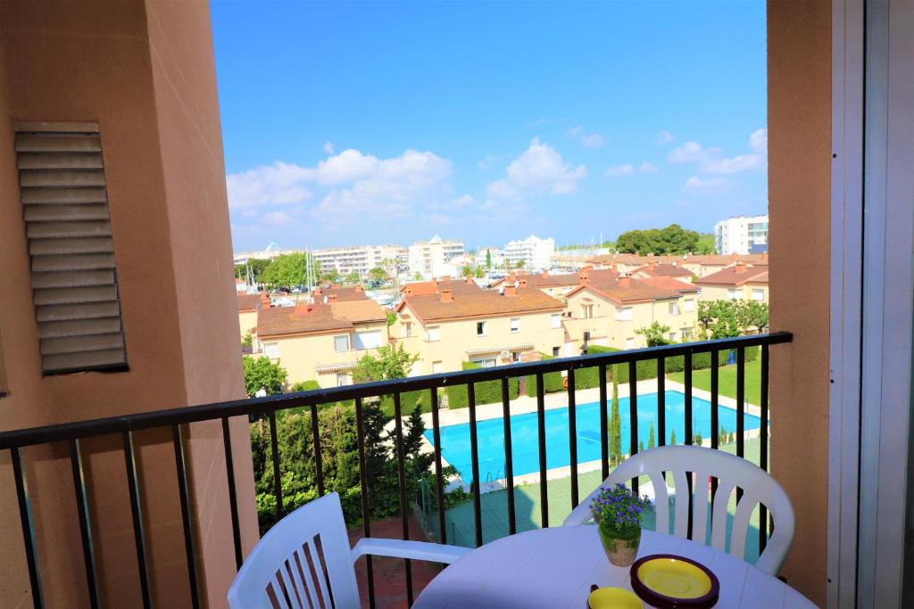 Santa Margarida Apartment | Mediterraneo 2 3 6 Roses - Immo Barneda