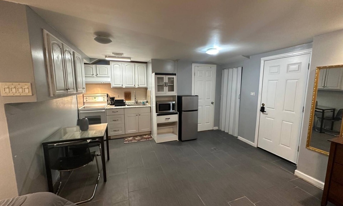 West Bronx Apartment | MedRental 315-B2