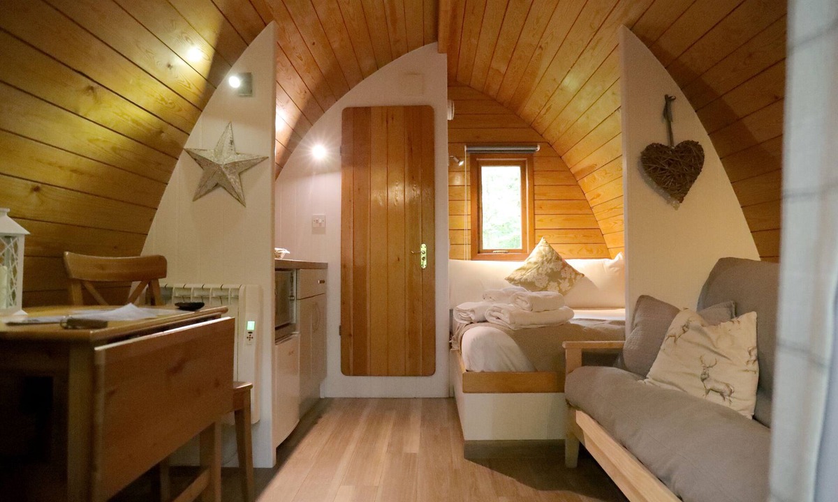 Aldborough Cabin | Mega Pod (Deer's Glade)