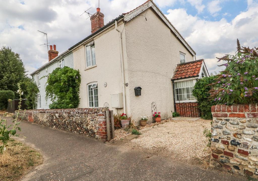 Drayton House | Megs Cottage