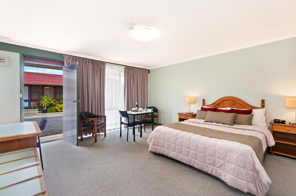 Portland Hotel | Melaleuca Motel
