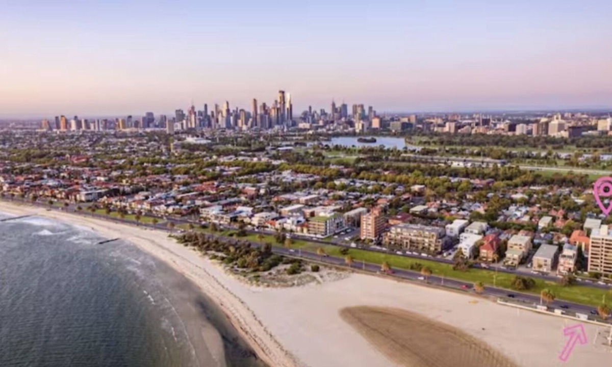 St Kilda West Apartment | Melbourne’s most exclusive beach-front location