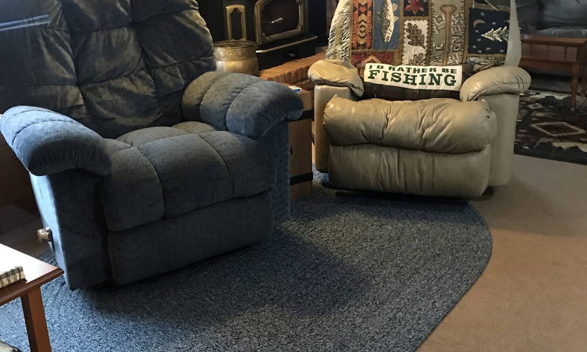 Pennington Cabin | Melody's Bed and "Catch Your Breakfast!"