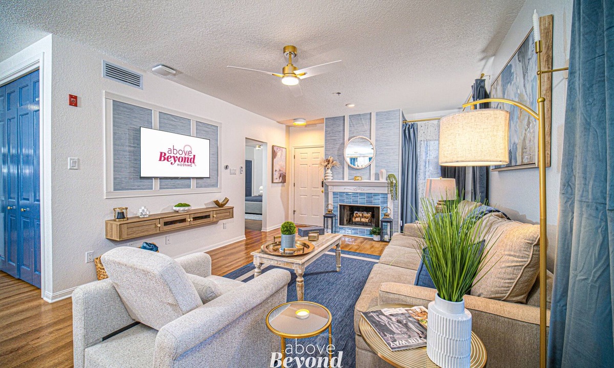 Highland Lake Estates Condo | Memorable Spring Lakeview on a beautiful Island
