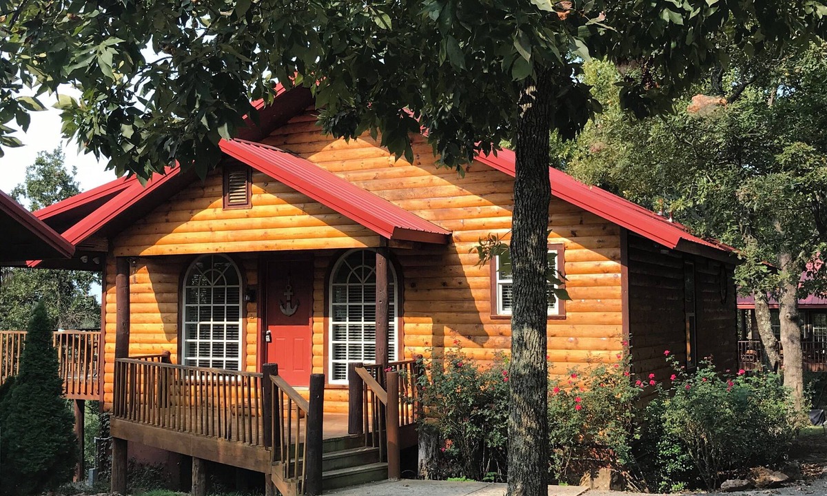 Eucha Cabin | Memorial Day weekend is lake time! S Grand Dripping Spngs cliff lakeview cabin