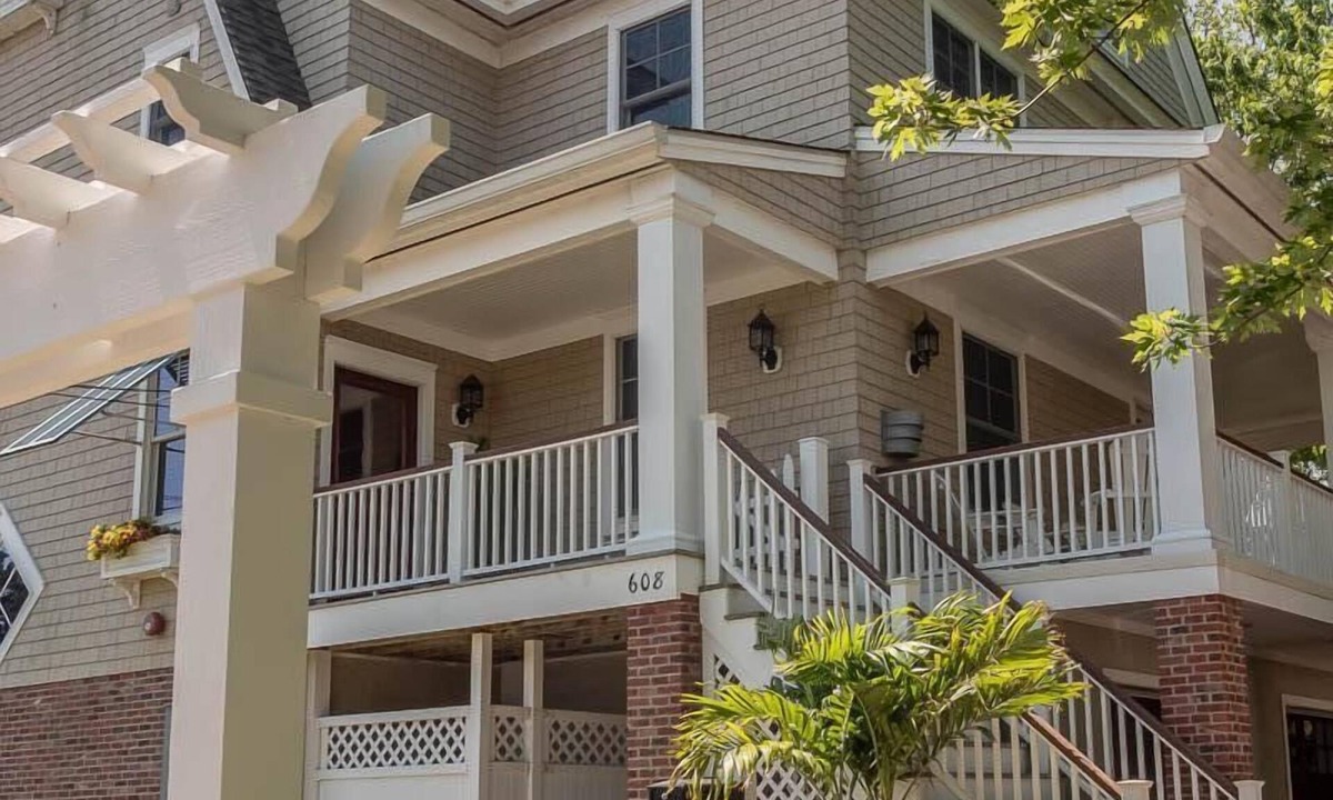 Cape May House | Memorial Day Weekend Still Available