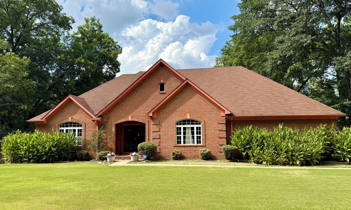 Whitehaven House | Memphis Blues Oasis at Graceland