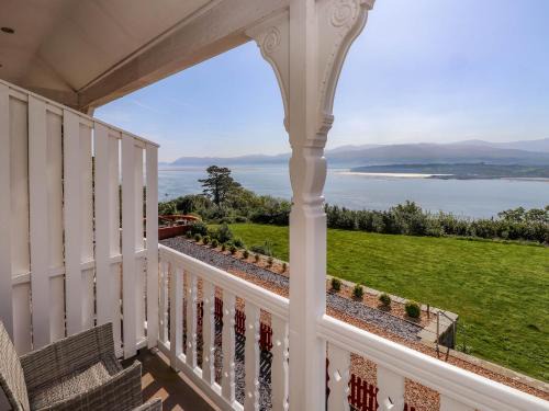Menai Bridge Apartment | Menai View