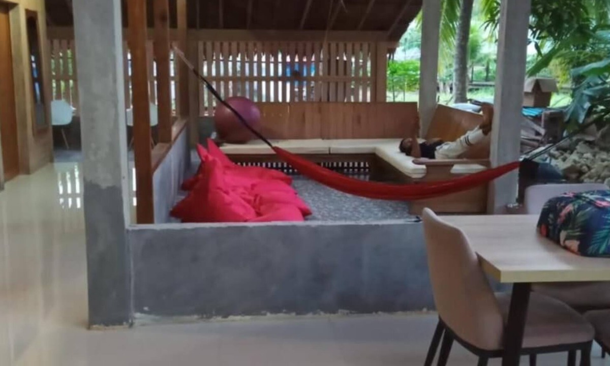 Sipura Island Hostel | Mentawai Bagus - Hostel