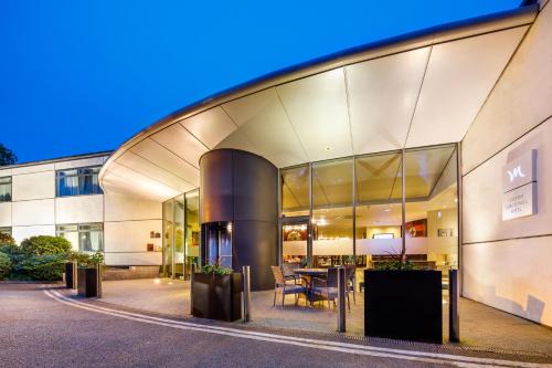 Chester Hotel | Mercure Chester Abbots Well Hotel