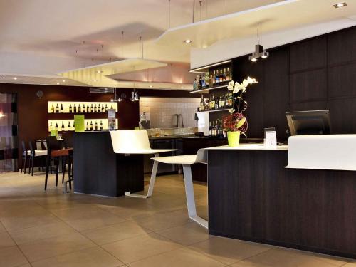 Luxeuil-les-Bains Hotel | Mercure Hexagone Luxeuil