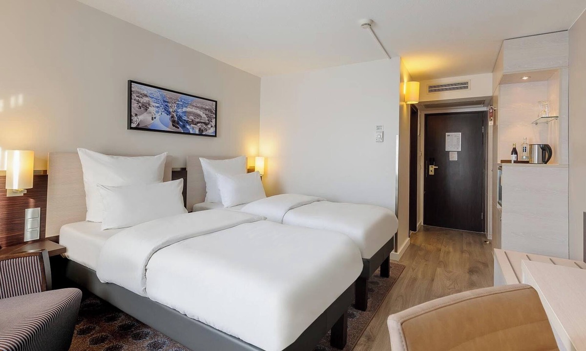 Neuperlach Hotel | Mercure Hotel München Süd Messe
