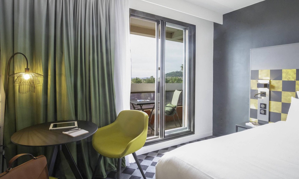 Hyeres City Centre Hotel | Mercure Hyeres Centre Côte d'Azur