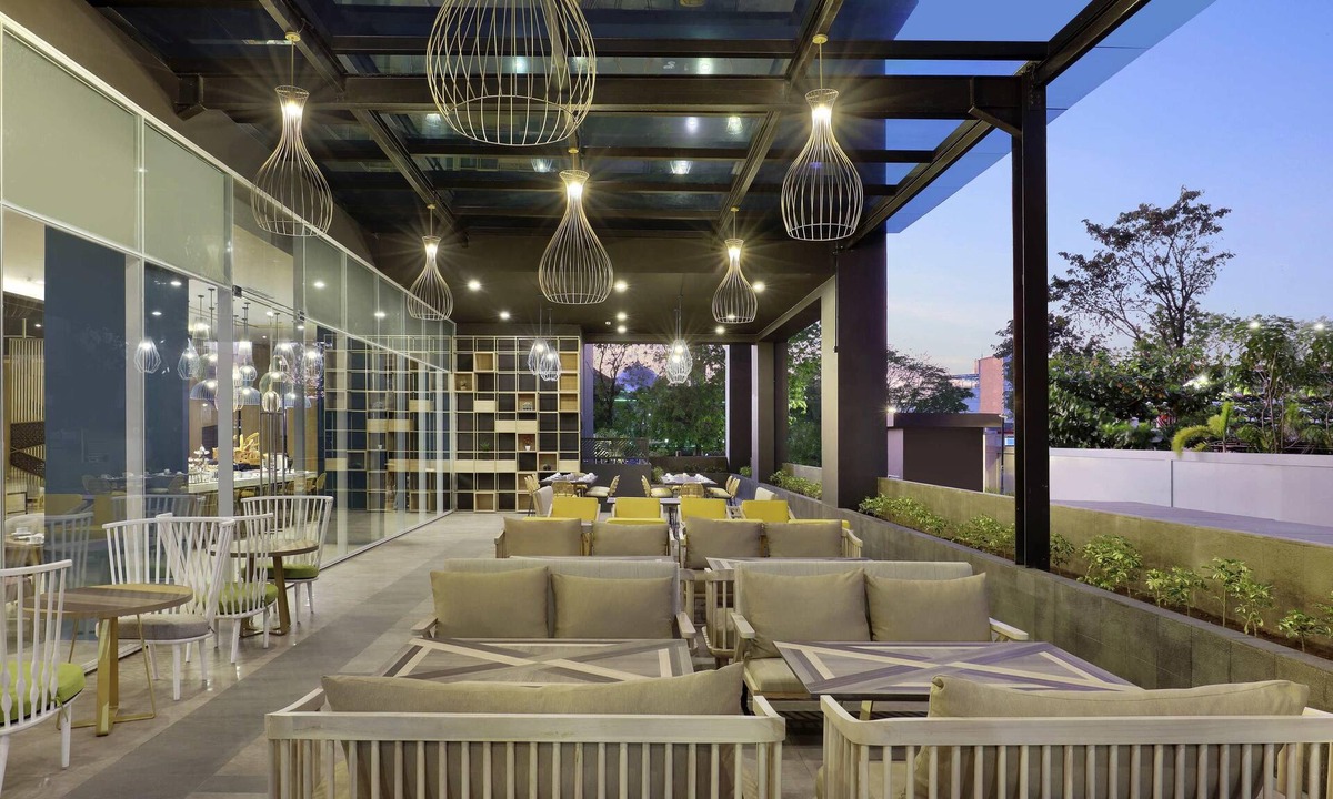 Panakkukang Hotel | Mercure Makassar Nexa Pettarani