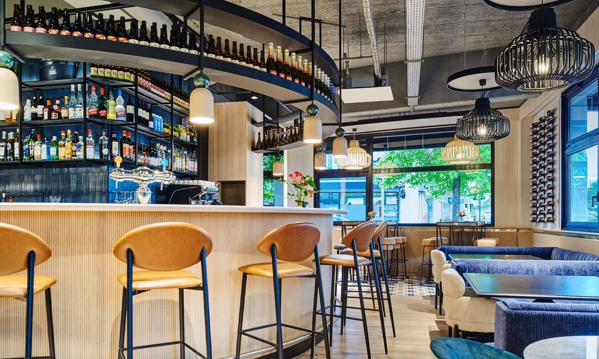 Chemin de l'Ile Hotel | Mercure Paris Nanterre