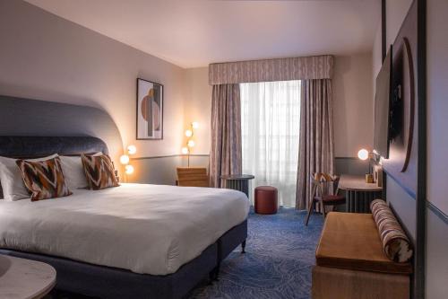 Sheffield City Centre Hotel | Mercure Sheffield St Paul's Hotel & Spa