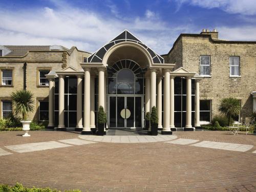 Skelton Hotel | Mercure York Fairfield Manor Hotel