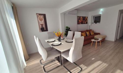 Mareda Apartment | Meressa Leonardo Apartment