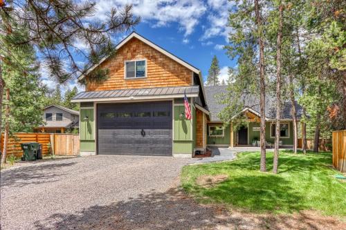 Oregon Water Wonderland House | Merganser Memories