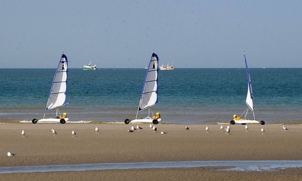 Merlimont-Plage Apartment | MERLIMONT -BIG APARTMENT WITH TERRACE -NEAR BEACH -FREE PARKING
