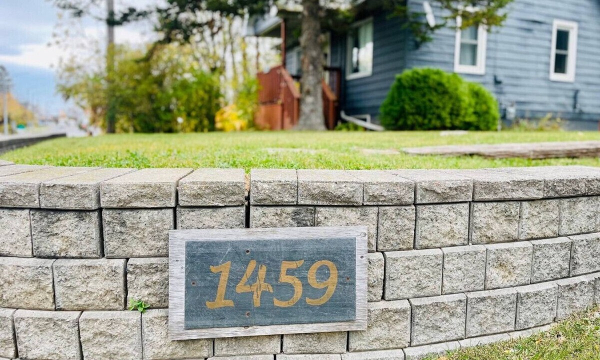 Virgil Cottage | 🍷 Merlot Cottage at 1459: Your Cozy Escape in Niagara! 🌟