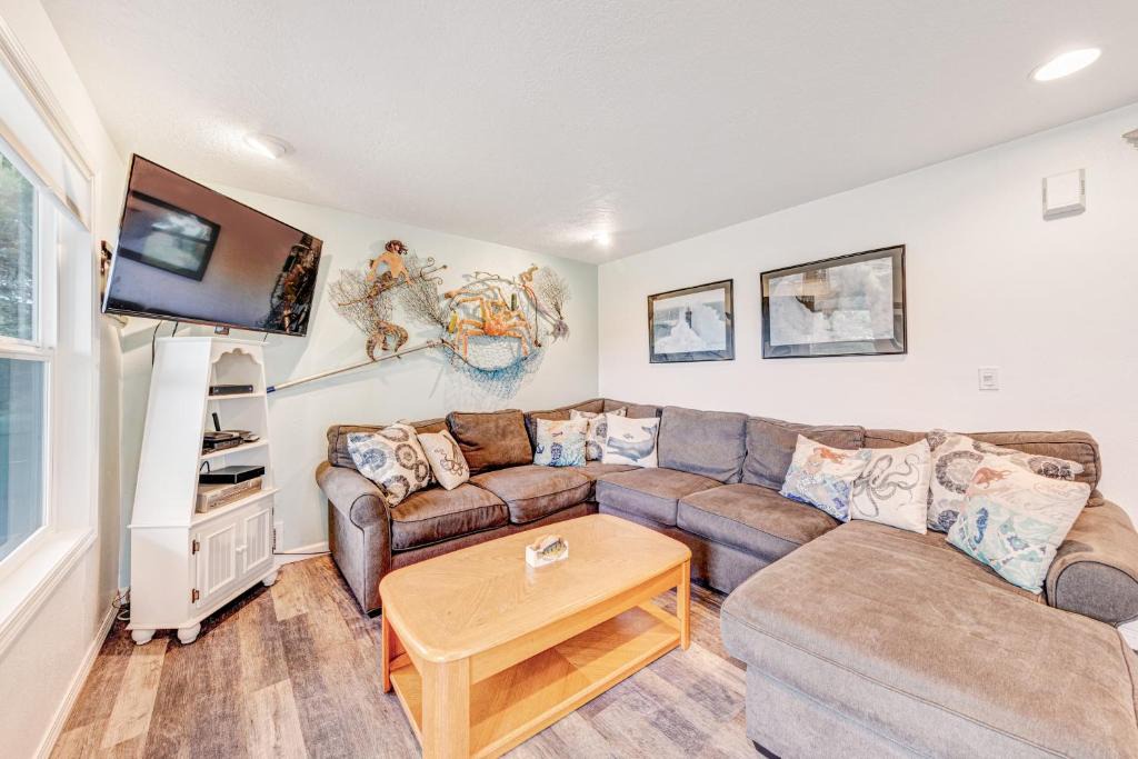 Sandpiper Village House | Mermaid's Lair