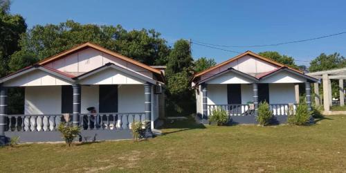 Penyabong House | Mersing Chalet Teluk Sisek