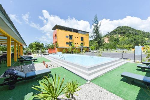 Penyabong Hotel | Mersing Pelangi Beach Resort